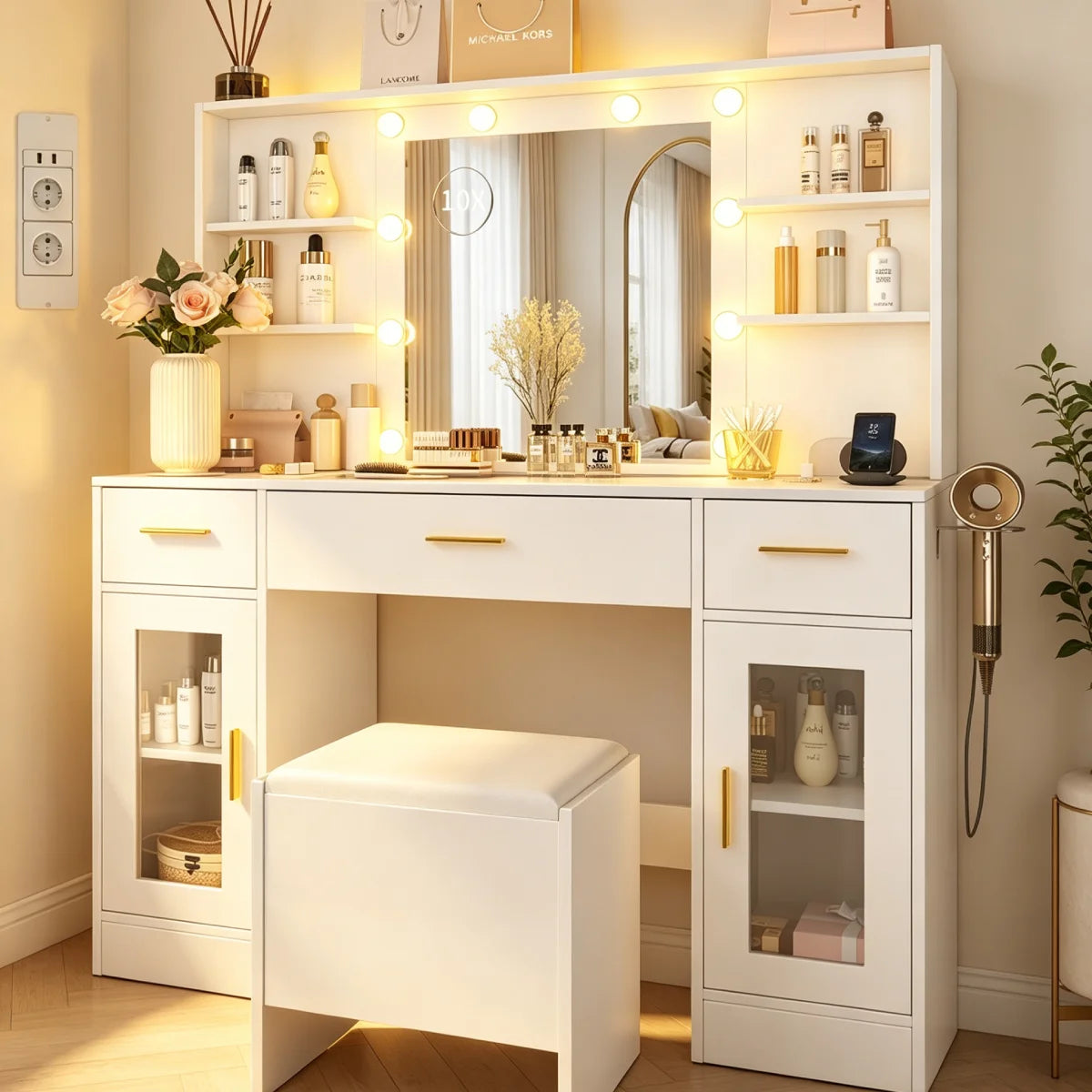 Coiffeuse Céleste — 113 cm, grand miroir lumineux, vitrines et tabouret – vue 3