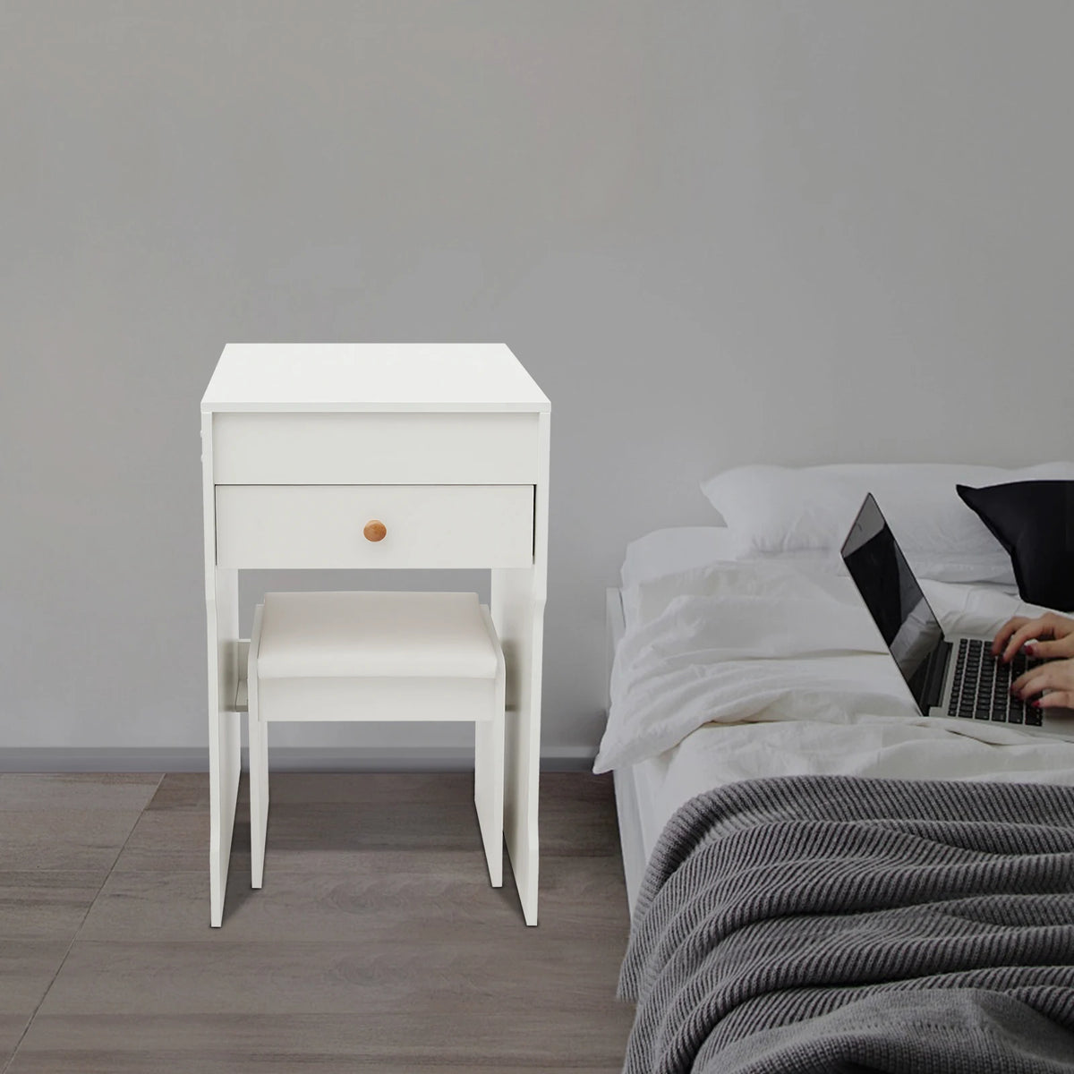 Coiffeuse Lison — 40 cm de large, miroir caché et tabouret – vue 3